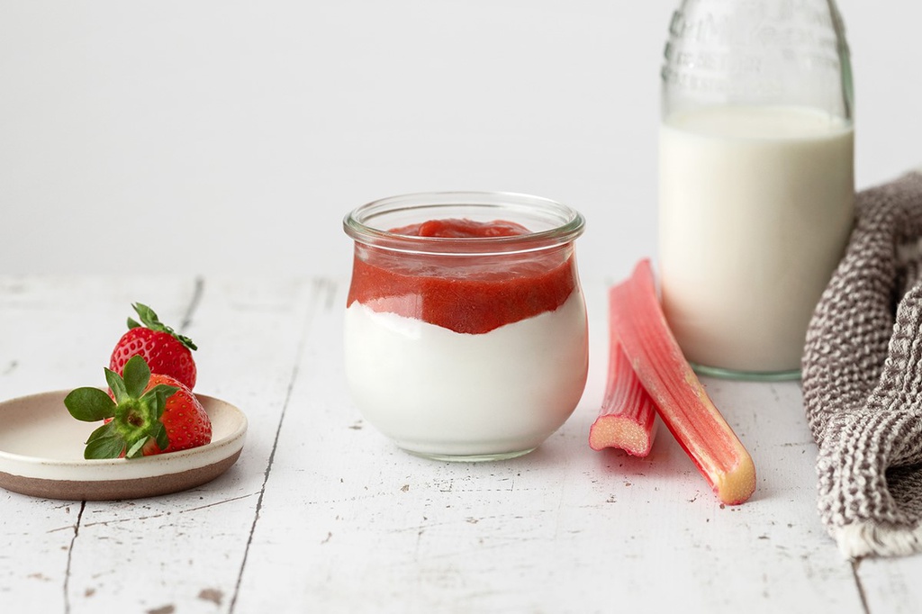 Yoghurt strawberry