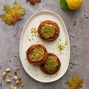Cinnamon roll citron pistache